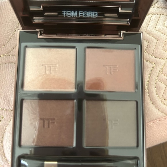 NWT Tom Ford eyeshadow quad Body Heat - Picture 3 of 3